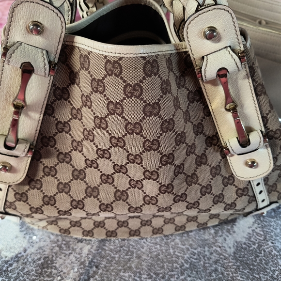 💕🎊SALE♥️GUCCI ❤️ 💗💕🩷🎇👯‍♂️😊Gucci Beige and Brown Women's  Hobo Bag - Picture 2 of 16